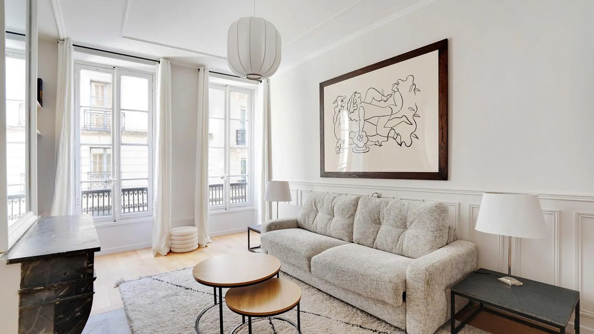Moderne Champs-elysees - Saint Honore Paris